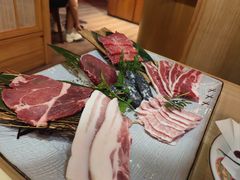 -不倒翁炭火烧肉(永安里店)