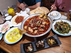 -东来菜馆•手抓海鲜家常菜•海鲜锅贴(鸽子窝店)