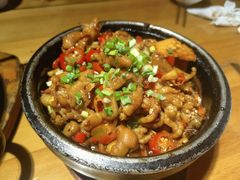 石锅脱骨凤爪-香鼎坊江西菜(国奥店)