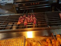 -四囍码头海鲜烧烤自助火锅(外滩南京东路悦荟广场店)