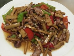 -乡府肉丁水饺(环山路店)