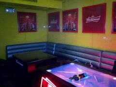 -百威KTV(恒福路店)