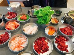 -晓沸牛肉海鲜小火锅(白湖亭万达广场店)