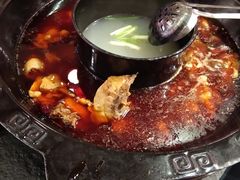 -重庆烧鸡公火锅(簋街店)