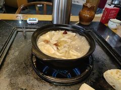 -有一锅·野生菌黑山羊腊排骨火锅(古城北门店)