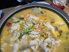 -山城外·非遗酸菜鱼(蜀都万达店)