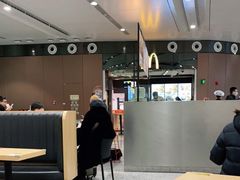 大堂-麦当劳(北京大兴机场二层国内到达(安检外)店)