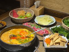 -贵厨酸汤牛肉(花果园国际中心店)