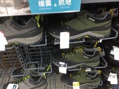 -迪卡侬(西华店)