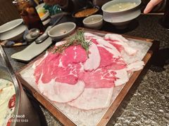 -三出山火锅(南京万象天地店)