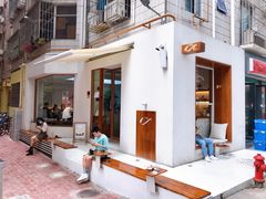 -Line 咖啡(石厦花园店)