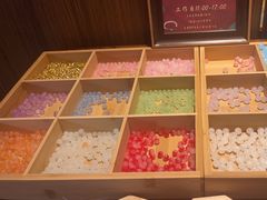 -海底捞火锅鲜切牛肉主题店(长寿路店)