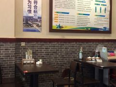 大堂-胡仕光陵水酸粉