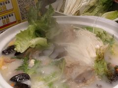 莲子百合骨汤-拾味馆(万达广场店)