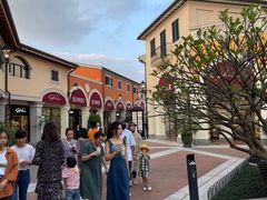 -佛罗伦萨小镇广佛名品奥特莱斯(疏港路店)