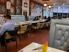 大堂-泉福居酱骨头自助广场(南大街商业步行街店)