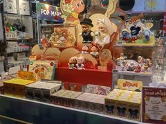 -泡泡玛特POPMART(侨福芳草地店)