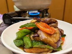 青椒茄子-洈水谣 · 地道荆州松滋菜(菱角湖公园店)
