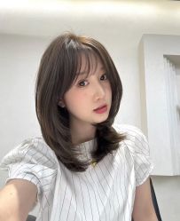 -妃格美发沙龙·烫发·染发