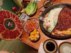 -周小明火锅(黑金冠社区店)