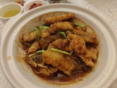 -荣誉海鲜酒楼(海湾店)