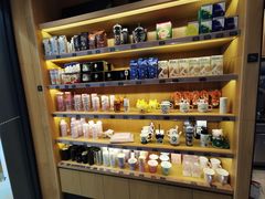 零售区-星巴克臻选(华堂·新辰汇店)
