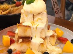 冰淇淋吐司-洛蒂·咖啡与轻食