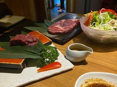-炼火烤肉店