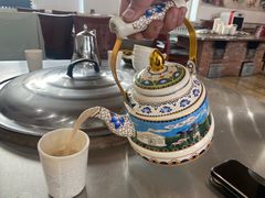 -粘豆包柴火铁锅炖