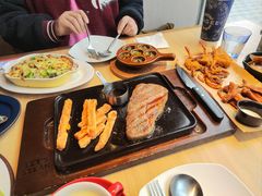 -必胜客(金高店)