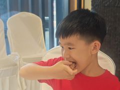 -鱼鲜饭香·招牌汽锅剁椒鱼头王