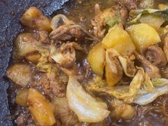 -粘豆包柴火铁锅炖