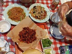 -老郑家东北春饼(龙悦居店)