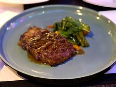 碳烤澳洲M5级和牛配时蔬-atta bj(国贸商城店)
