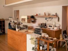 -鲍师傅糕点(江苏路店)