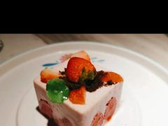 -蜜桃花开·中西融合菜E&W(南长街店)
