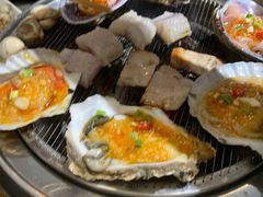 -围炉肉舍•炭烤活鳗•丹东海鲜烤肉(步行街店)