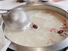 -马家斑.鲜鱼火锅(松湖万科店)