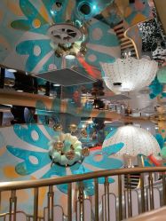 -奈尔宝·国风主题儿童乐园·亲子餐厅(豫园商城店)