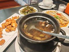 -鑫悦楼煎蟹·16年海鲜大排档