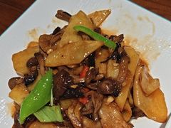 -那家老院子东北菜·饺子·小鸡炖蘑菇(艳华街店)