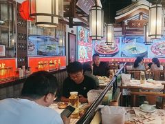 -川流不息·地道川菜·小龙虾(新松江路店)