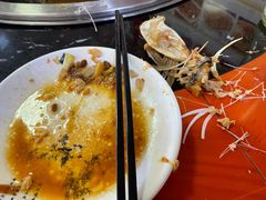 -东北烧烤铁锅炖水库鱼