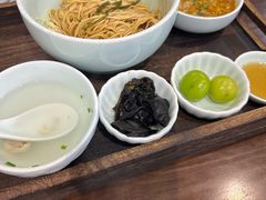 -蟹上黄·蟹黄面·江南糖水(人民广场店)