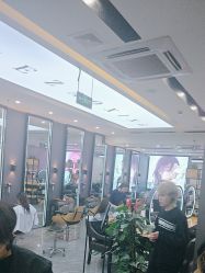 -藤野造型烫染·漂发