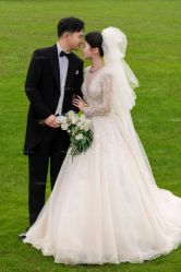 -雪中彩影婚纱摄影·微光艺术中心