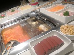 -海底捞火锅鲜切牛肉主题店(长寿路店)