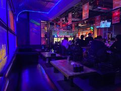 -UP嘻哈酒吧(粉巢店)