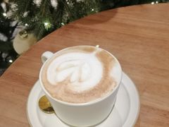 焦糖肉桂拿铁-Ten Olives甜点