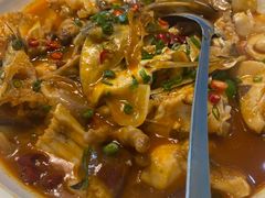 -魏铭鱼头捞饭(晋阳路店)